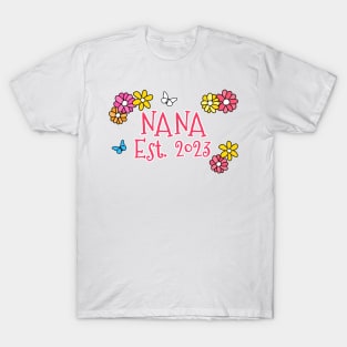 Nana Est 2023 Mother's Day Mothering Sunday T-Shirt